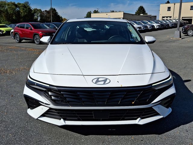 2024 Hyundai Elantra Hybrid Limited