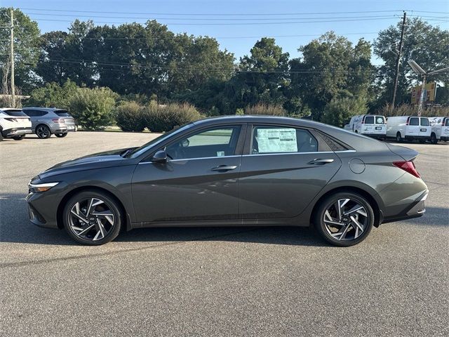 2024 Hyundai Elantra Hybrid Limited