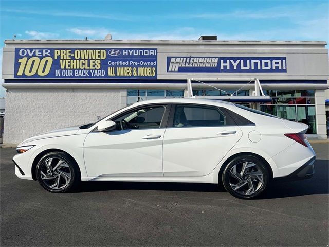 2024 Hyundai Elantra Hybrid Limited