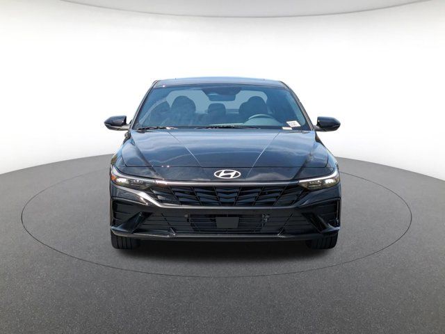 2024 Hyundai Elantra Hybrid Limited