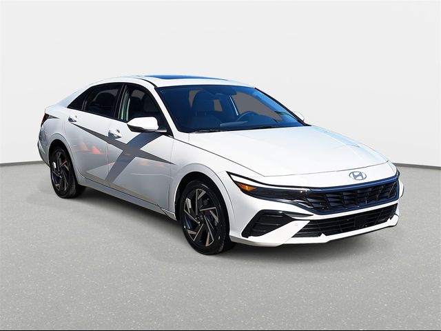 2024 Hyundai Elantra Hybrid Limited