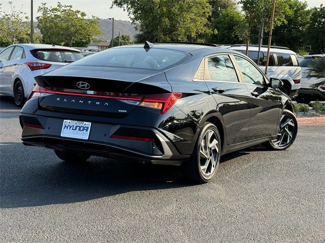 2024 Hyundai Elantra Hybrid Limited