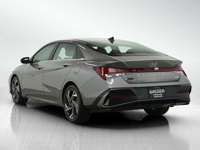 2024 Hyundai Elantra Hybrid Limited