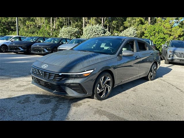 2024 Hyundai Elantra Hybrid Limited