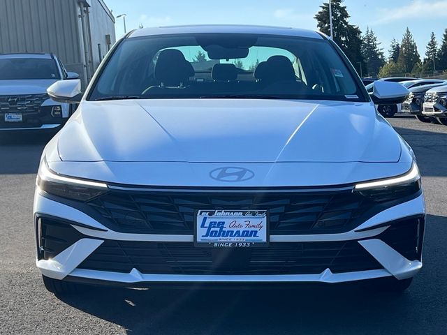 2024 Hyundai Elantra Hybrid Limited