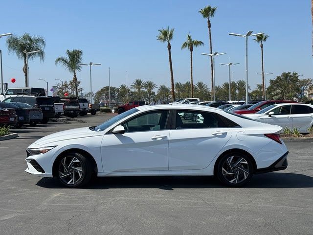 2024 Hyundai Elantra Hybrid Limited