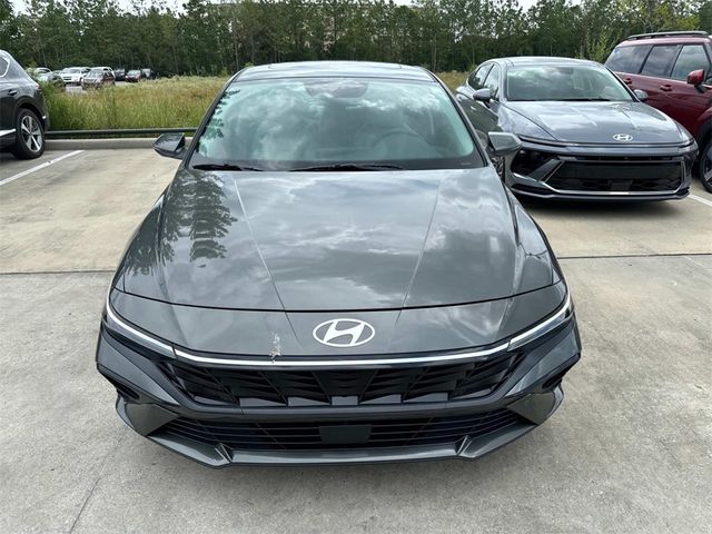 2024 Hyundai Elantra Hybrid Limited