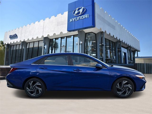 2024 Hyundai Elantra Hybrid Limited