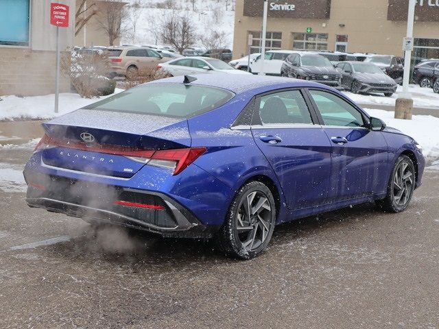 2024 Hyundai Elantra Hybrid Limited