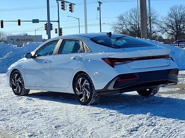 2024 Hyundai Elantra Hybrid Limited