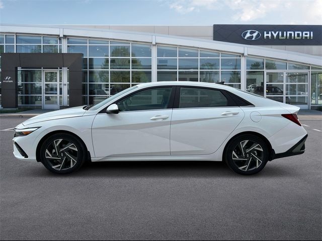 2024 Hyundai Elantra Hybrid Limited