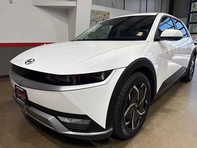 2024 Hyundai IONIQ 5 SE