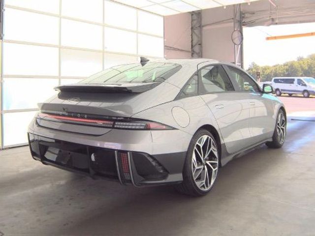 2024 Hyundai IONIQ 6 SEL