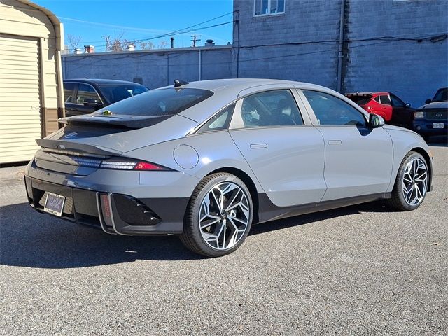 2024 Hyundai IONIQ 6 SEL