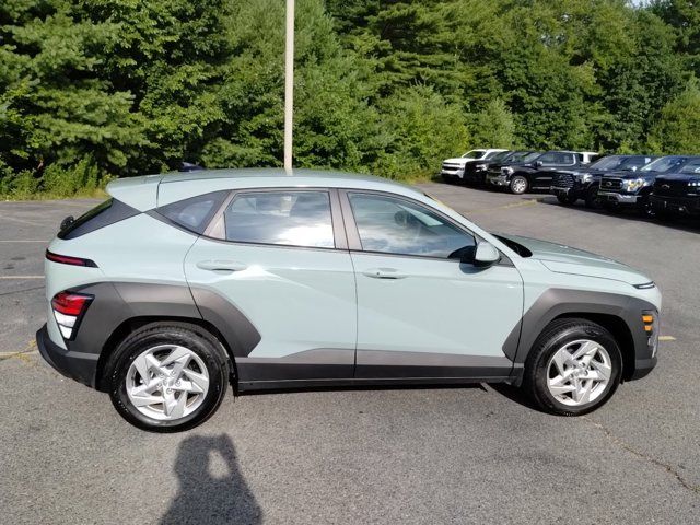 2024 Hyundai Kona SE