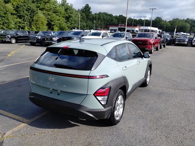 2024 Hyundai Kona SE