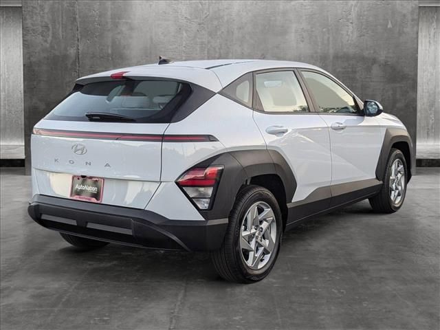 2024 Hyundai Kona SE