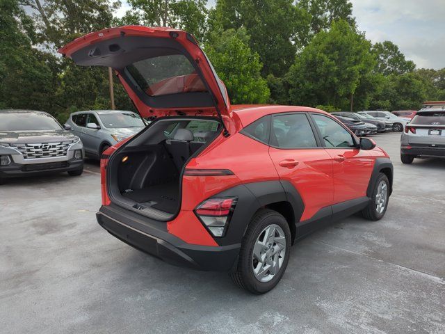 2024 Hyundai Kona SE