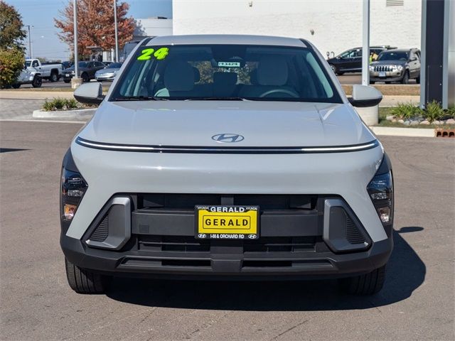 2024 Hyundai Kona SE