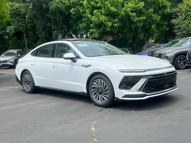 2024 Hyundai Sonata Hybrid Limited