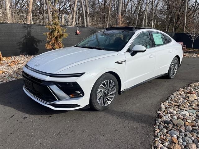 2024 Hyundai Sonata Hybrid Limited