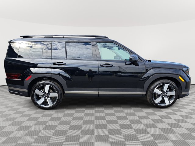 Vehicle image 4 of 28
