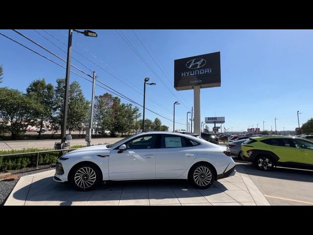 2024 Hyundai Sonata Hybrid Limited