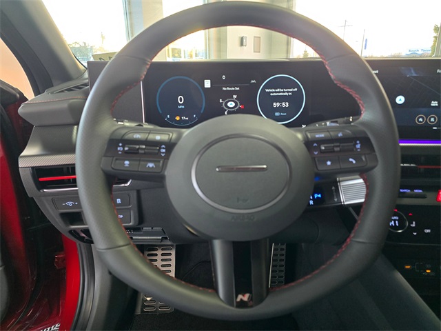 Vehicle image 17 of 28