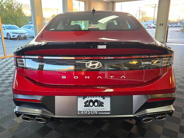 Vehicle image 4 of 28