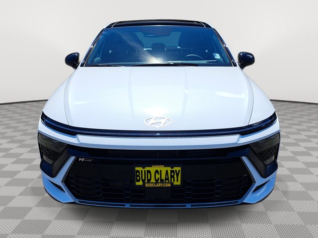 Vehicle image 2 of 28