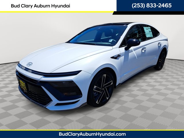 Vehicle image 1 of 28