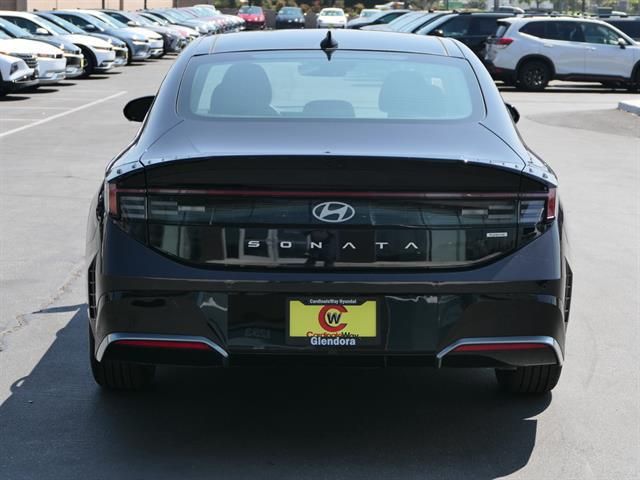 2024 Hyundai Sonata Hybrid Limited