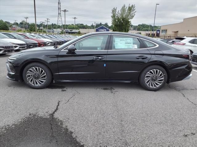 2024 Hyundai Sonata Hybrid Limited