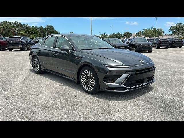 2024 Hyundai Sonata Hybrid Limited