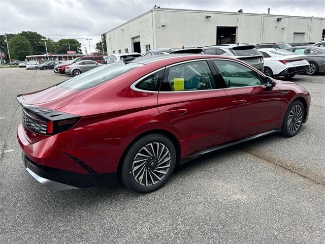 2024 Hyundai Sonata Hybrid Limited