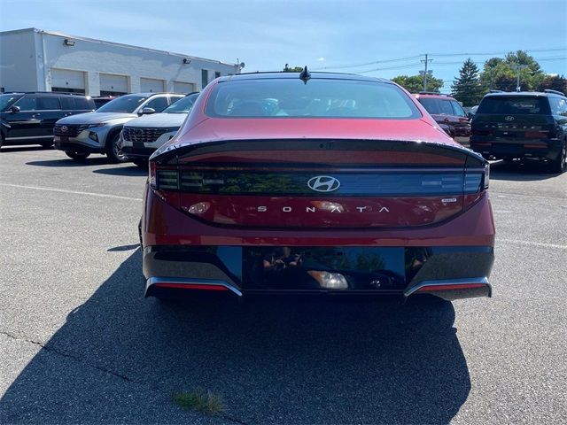 2024 Hyundai Sonata Hybrid Limited