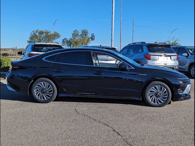 2024 Hyundai Sonata Hybrid Limited