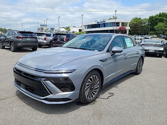 2024 Hyundai Sonata Hybrid Limited