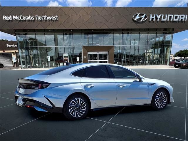 2024 Hyundai Sonata Hybrid Limited