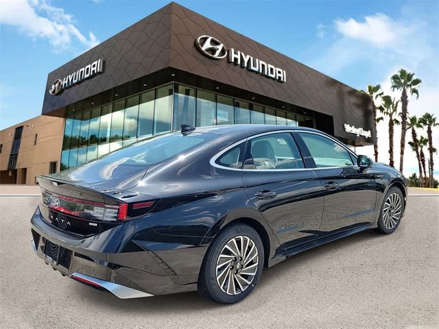 2024 Hyundai Sonata Hybrid Limited