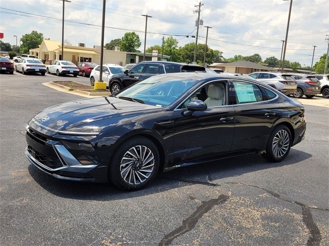 2024 Hyundai Sonata Hybrid Limited