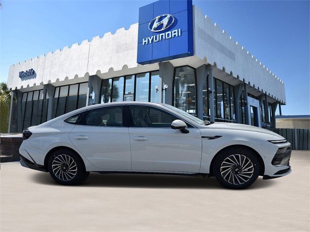 2024 Hyundai Sonata Hybrid Limited