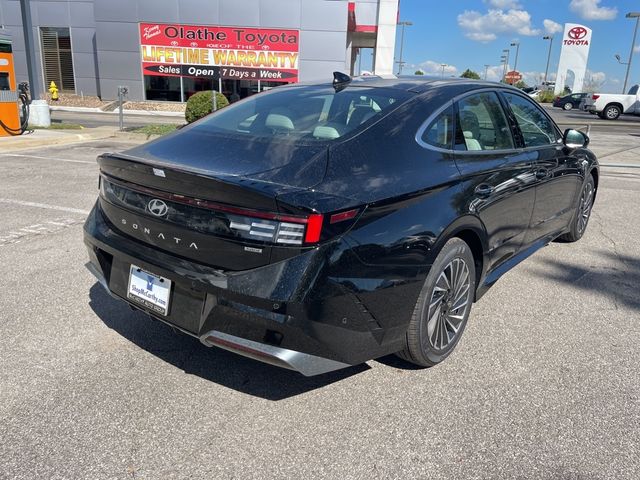 2024 Hyundai Sonata Hybrid Limited