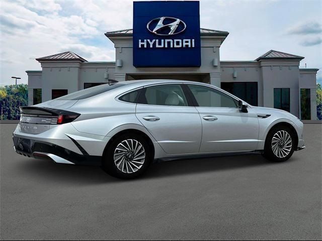 2024 Hyundai Sonata Hybrid Limited