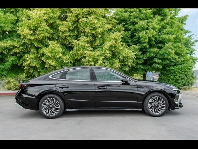 2024 Hyundai Sonata Hybrid Limited