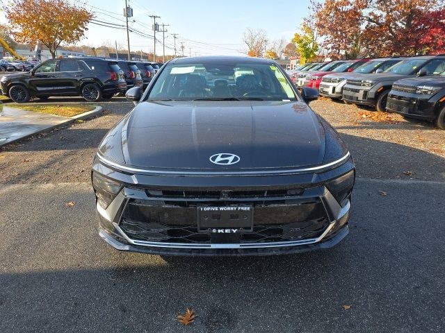 2024 Hyundai Sonata Hybrid Limited