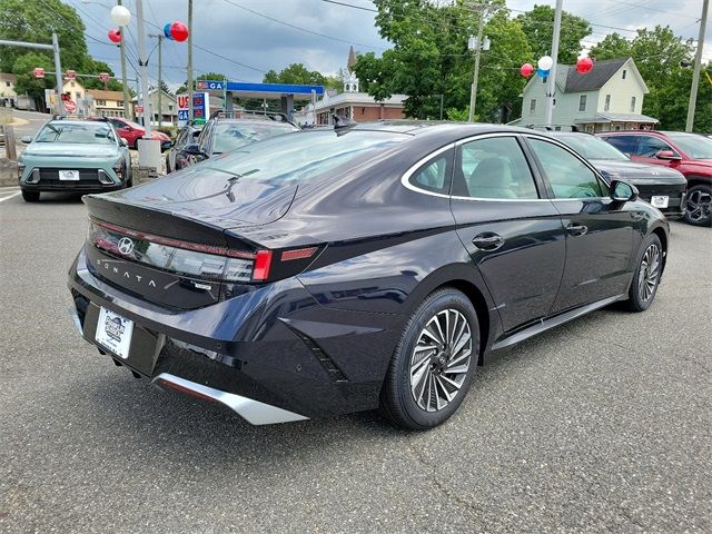 2024 Hyundai Sonata Hybrid Limited