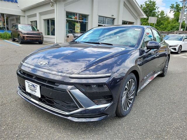 2024 Hyundai Sonata Hybrid Limited