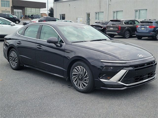 2024 Hyundai Sonata Hybrid Limited