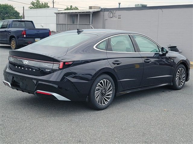 2024 Hyundai Sonata Hybrid Limited